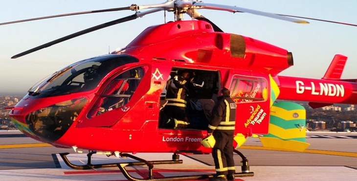 Escuadra y compás en la ambulancia aérea de Londres